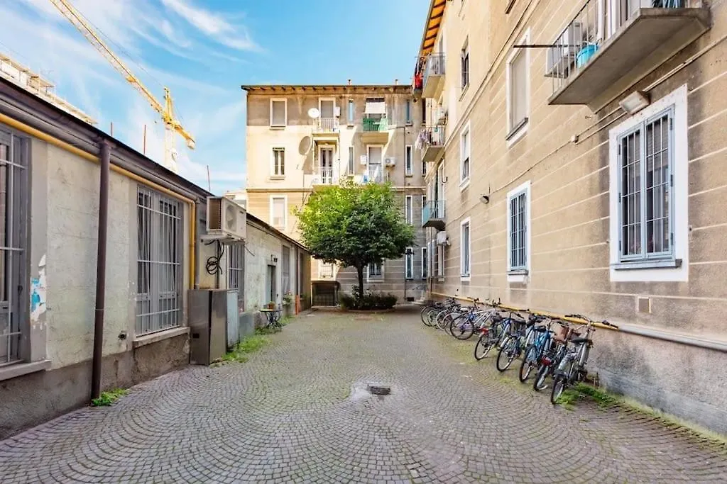 Apartment Navigli Duomo Bocconi Modern House Double-Room Milan