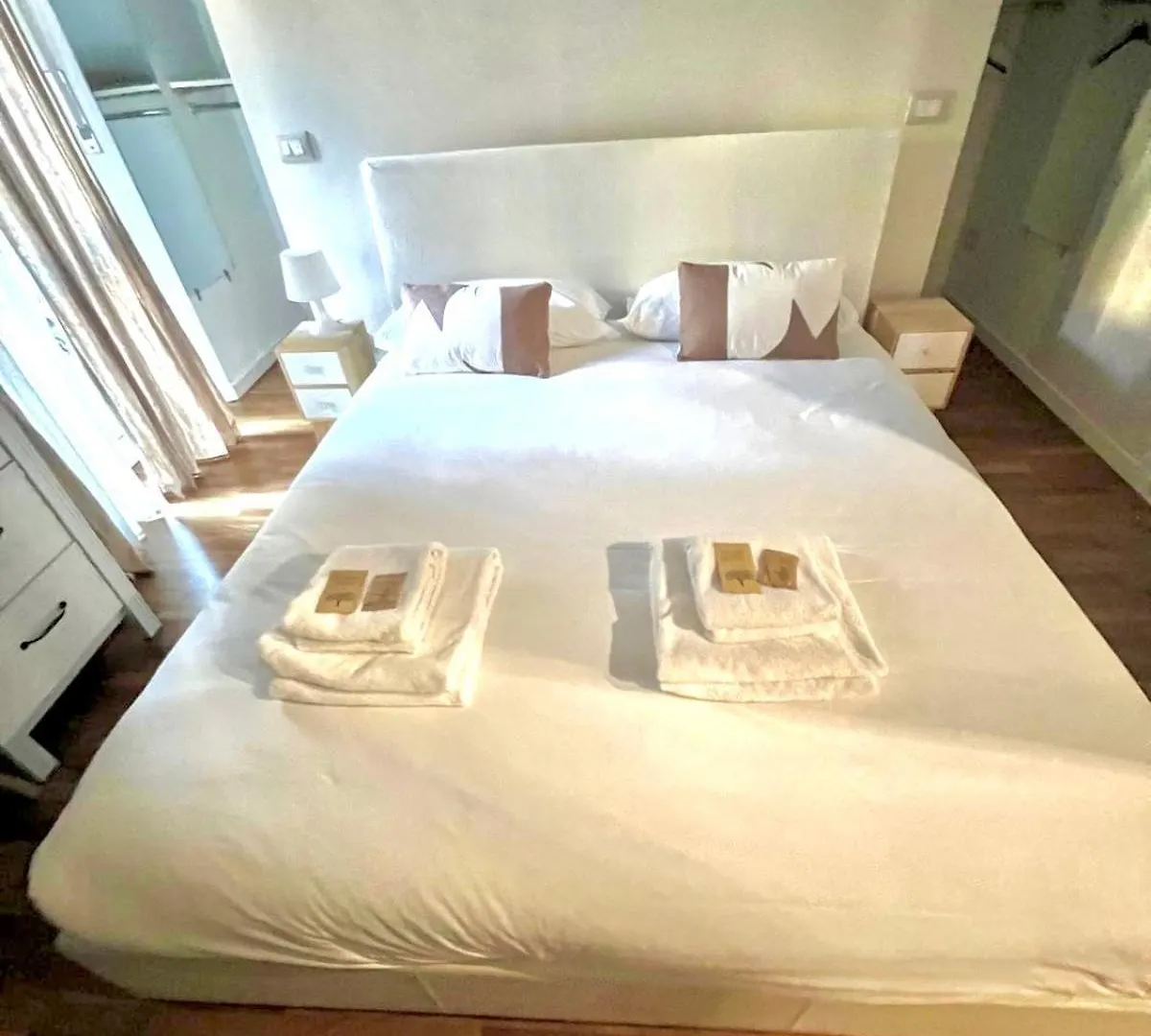 Navigli Duomo Bocconi Modern House Double-Room Milan
